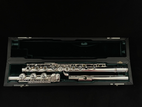 Флейта месяца в апреле