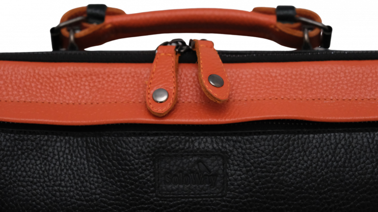 Чехол кожаный для флейты SoloWay (Черный с оранжевым)