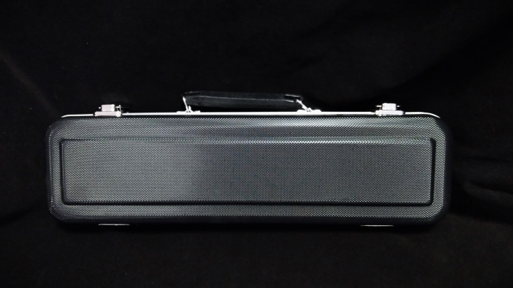 Кейс для флейты пластиковый с алюминиевым кантом (колено до)