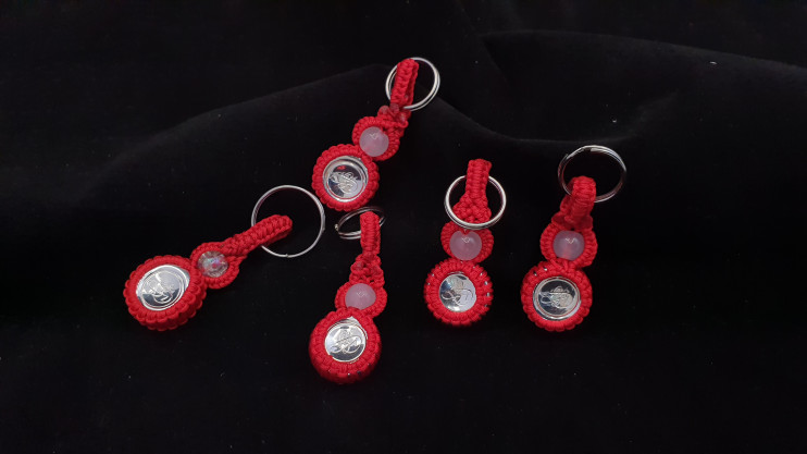 Фирменный брелок Di Zhao